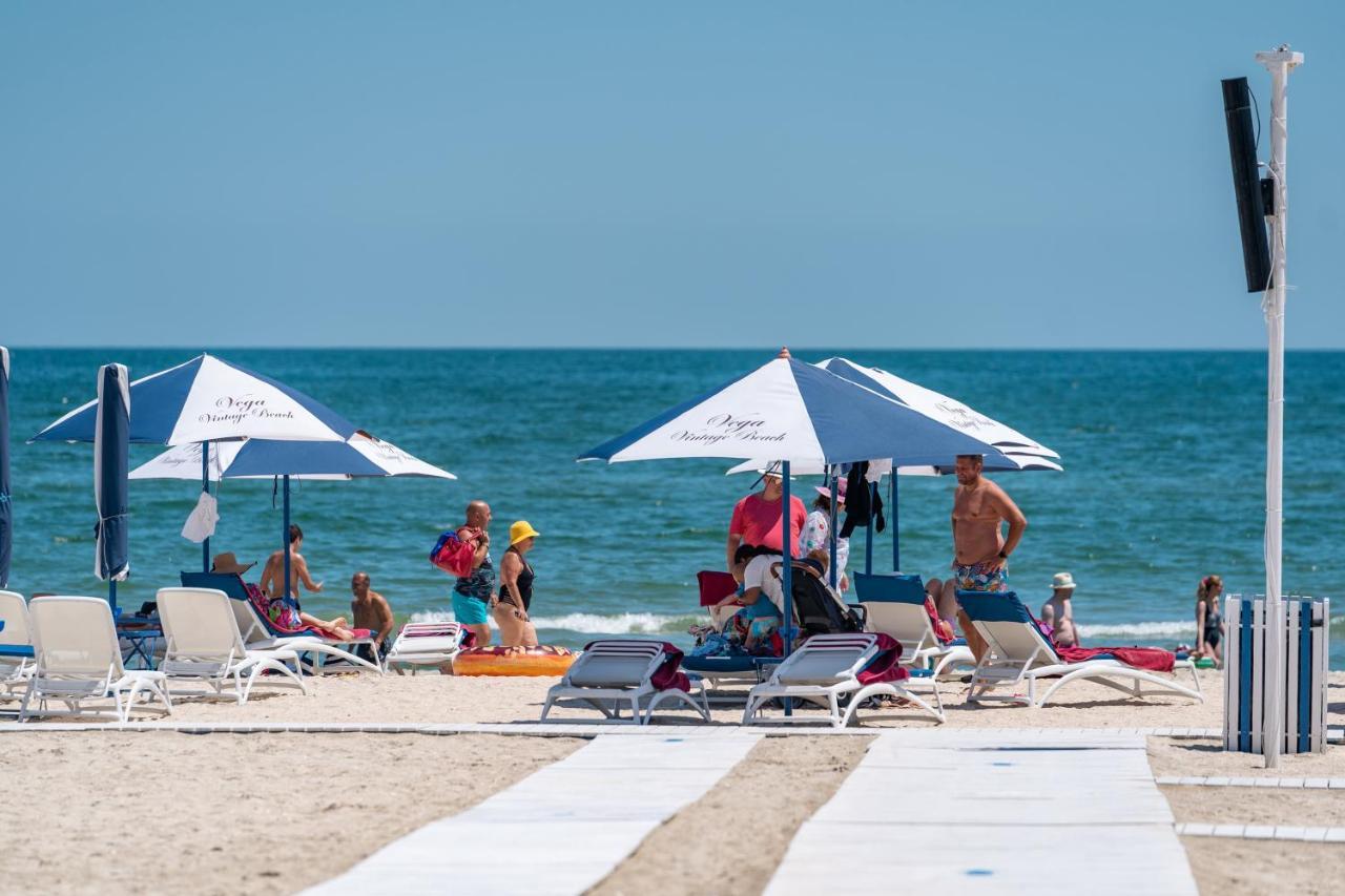 Moonlight Mamaia Apartments Εξωτερικό φωτογραφία